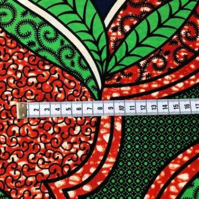 GREEN RED KNOT Waxprint Stoff