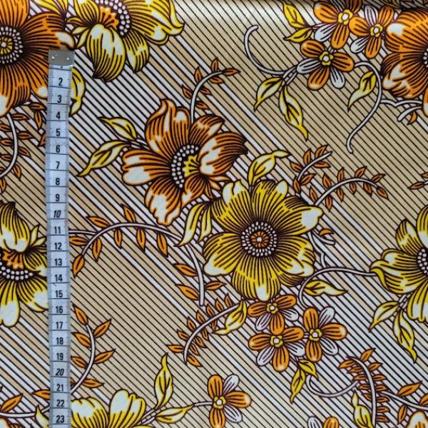 Wax Print Stoff Baumwolle gelb gold EMBELLISHED floral – Meterware afrikanisch Flowers Yellow Gold EMBELLISHED