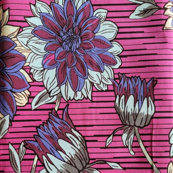 Wax Print Stoff Baumwolle pink lila floral Blumenmuster – Meterware afrikanisch Purple Dahlias