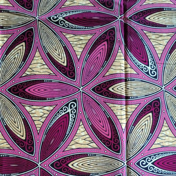 Wax Print Stoff Baumwolle lila floral Blumenmuster – Meterware afrikanisch Purple Flowers