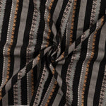Viskose Schwarz mit Ethno Streifen