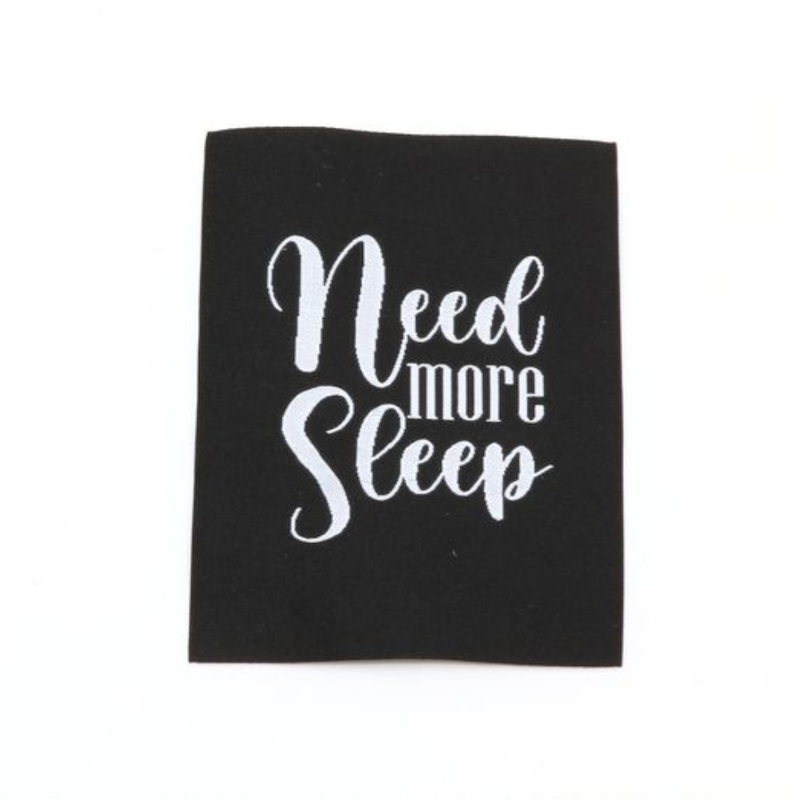 Webetikett XL „Need more Sleep“ – 60 x 80 mm