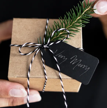 Dekobeispiel mit Bäckergarn Schwarz-Weiss - 50m - Partydeco